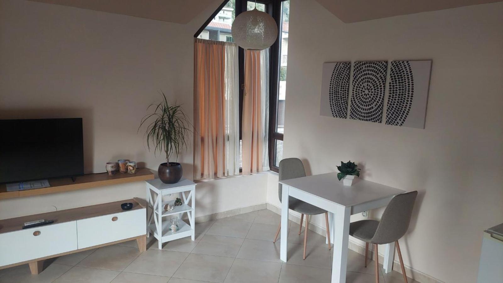 Mila's studio Cattaro Esterno foto